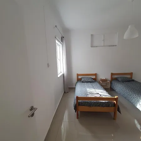130 Square Meters Of Urban Bliss 尼科西亚