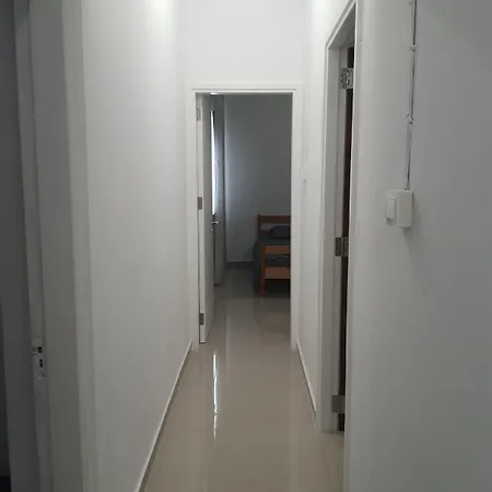 130 Square Meters Of Urban Bliss 尼科西亚