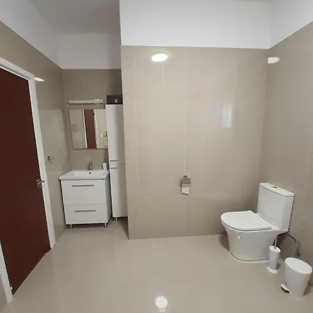 130 Square Meters Of Urban Bliss Semesterbostad Nicosia