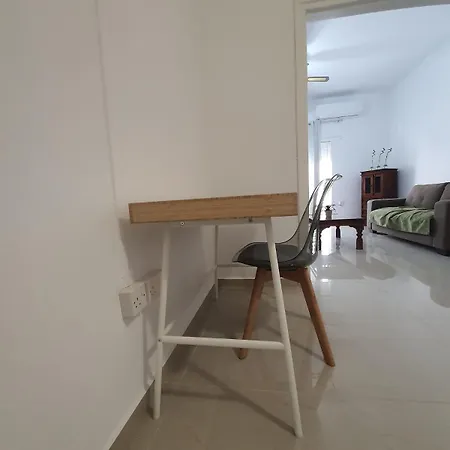 130 Square Meters Of Urban Bliss Semesterbostad Nicosia